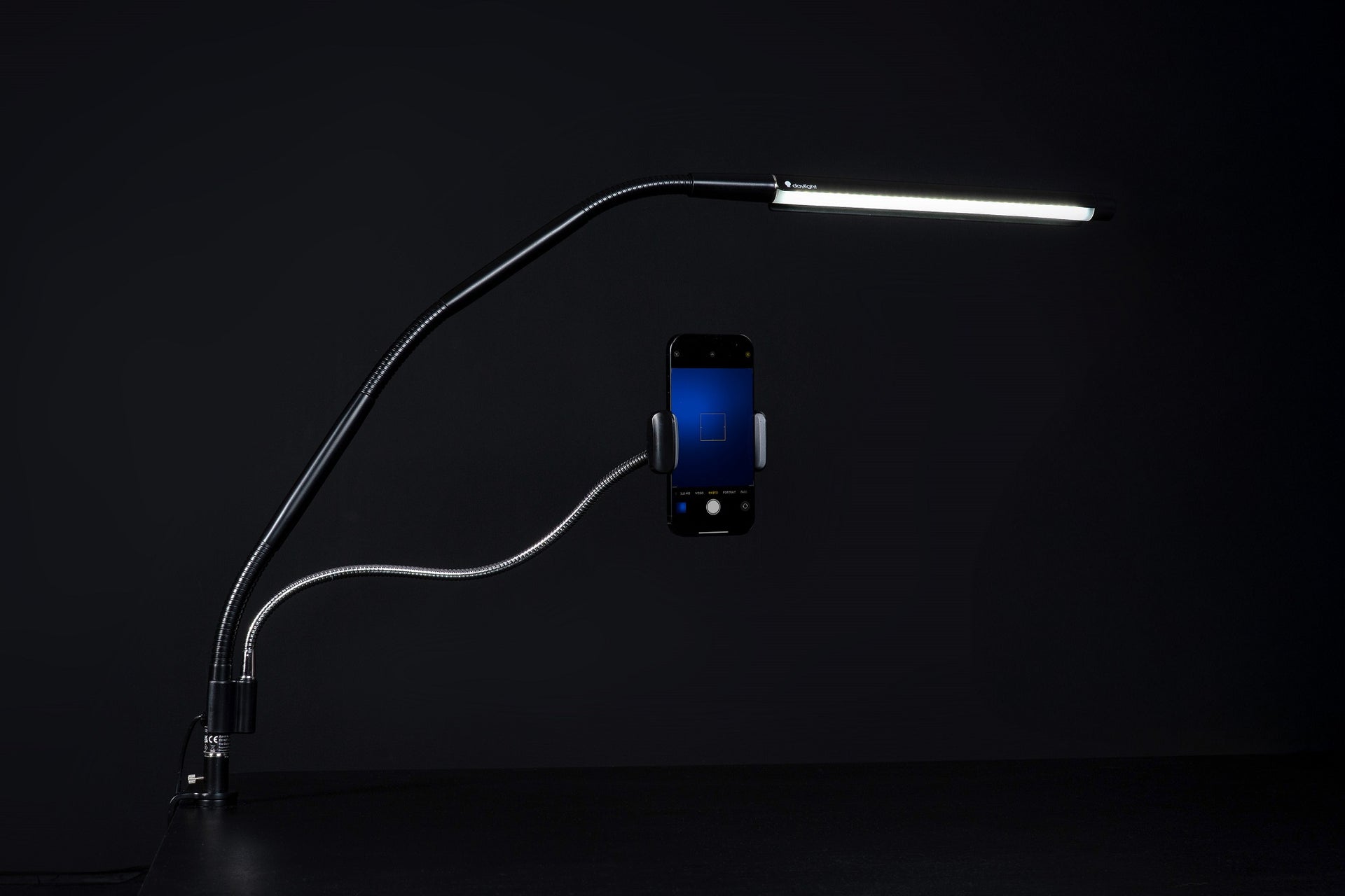 daylight-flexi-phone-holder-handyhalter-f-r-lampe image 1
