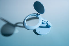 daylight-yoyo-taschenlupe-sky-blue-8-dioptrien-3x-led image 4