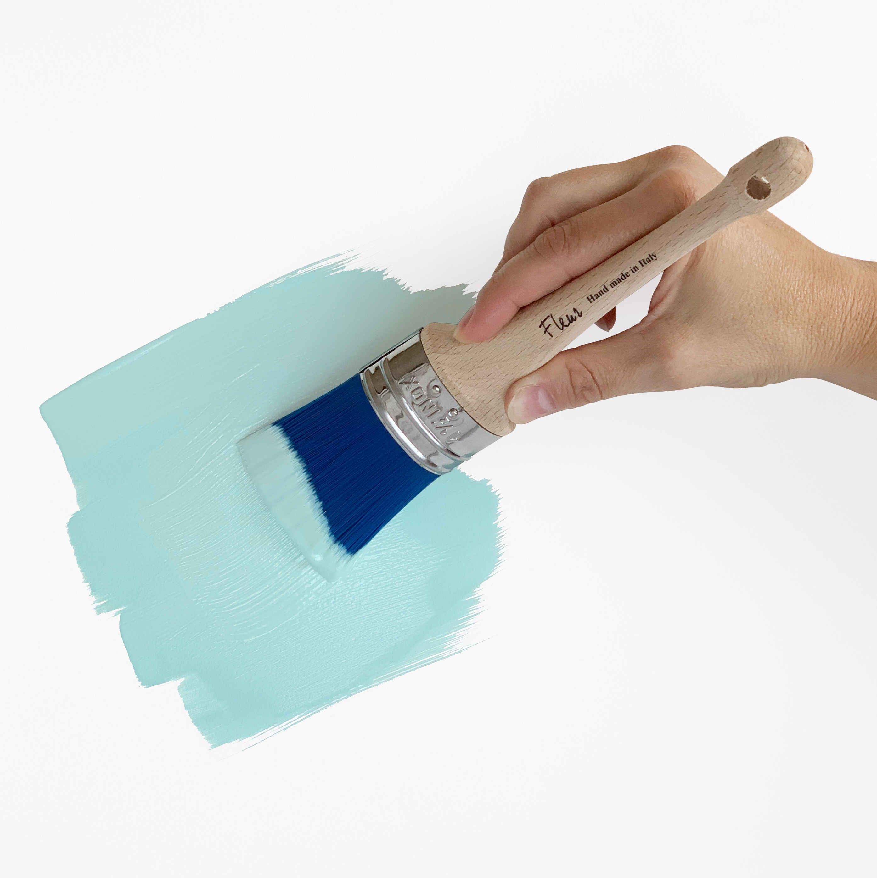 fleur-eggshell-cape-town-blue-seidenmattlack-hellblau image 3