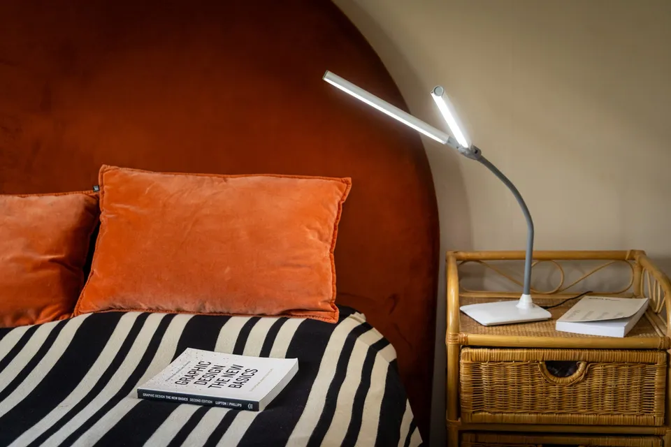 daylight-duopro-tischlampe-led-tageslicht-4-stufen image 1