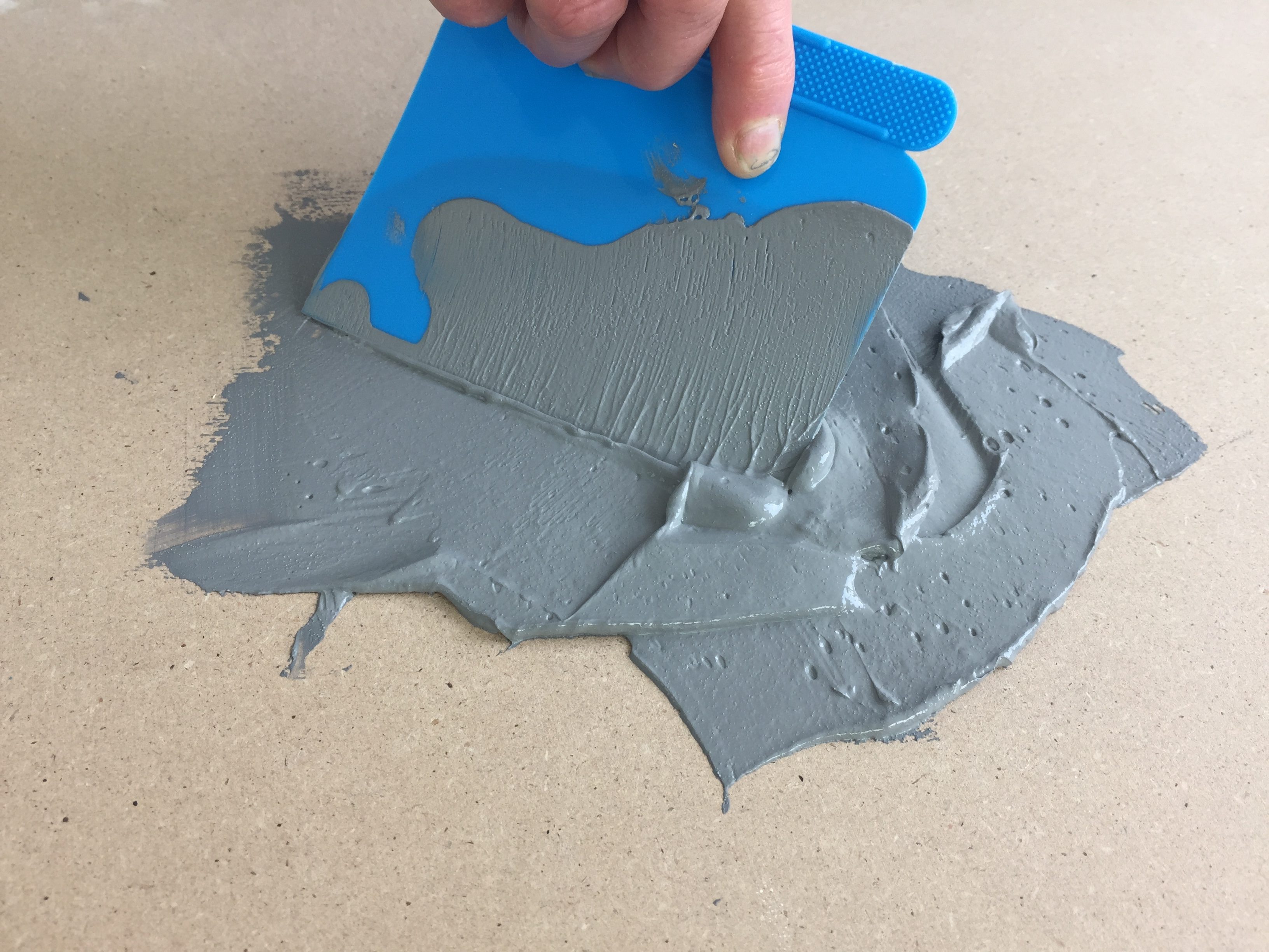 fleur-base-cemento-step-1-grundierung-grau-wasserbasis-zementtechnik image 2