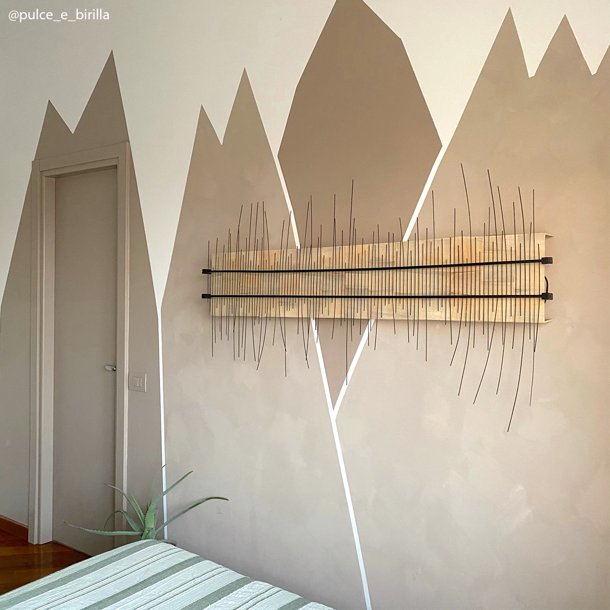 fleur-lime-paint-kalkfarbe-james-taupe-graubeige-matt image 2