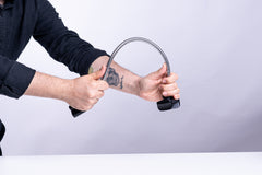 daylight-techne-2-table-tischlampe-mit-handyhalter image 4