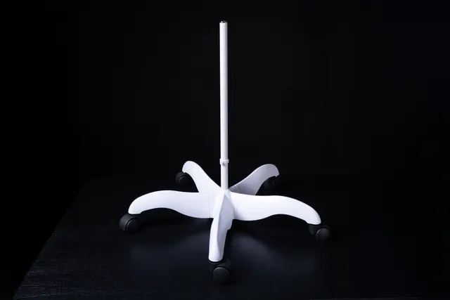 daylight-mag-lamp-xl-lupe-bodenstativ-bundle image 1