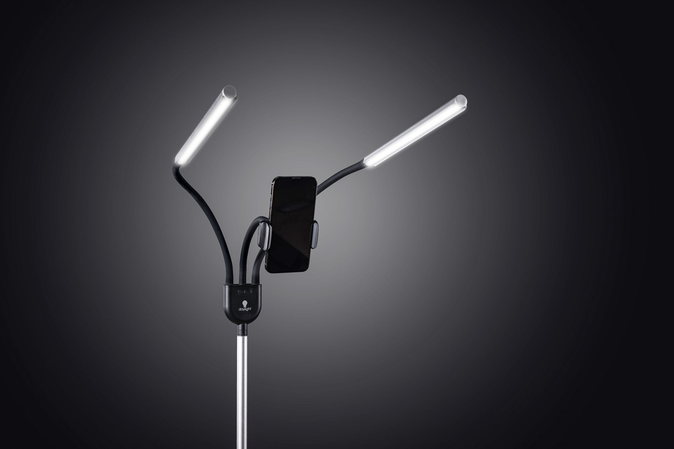 daylight-table-lamps-gemini-stehleuchte-2-4kg-usb-halter image 4