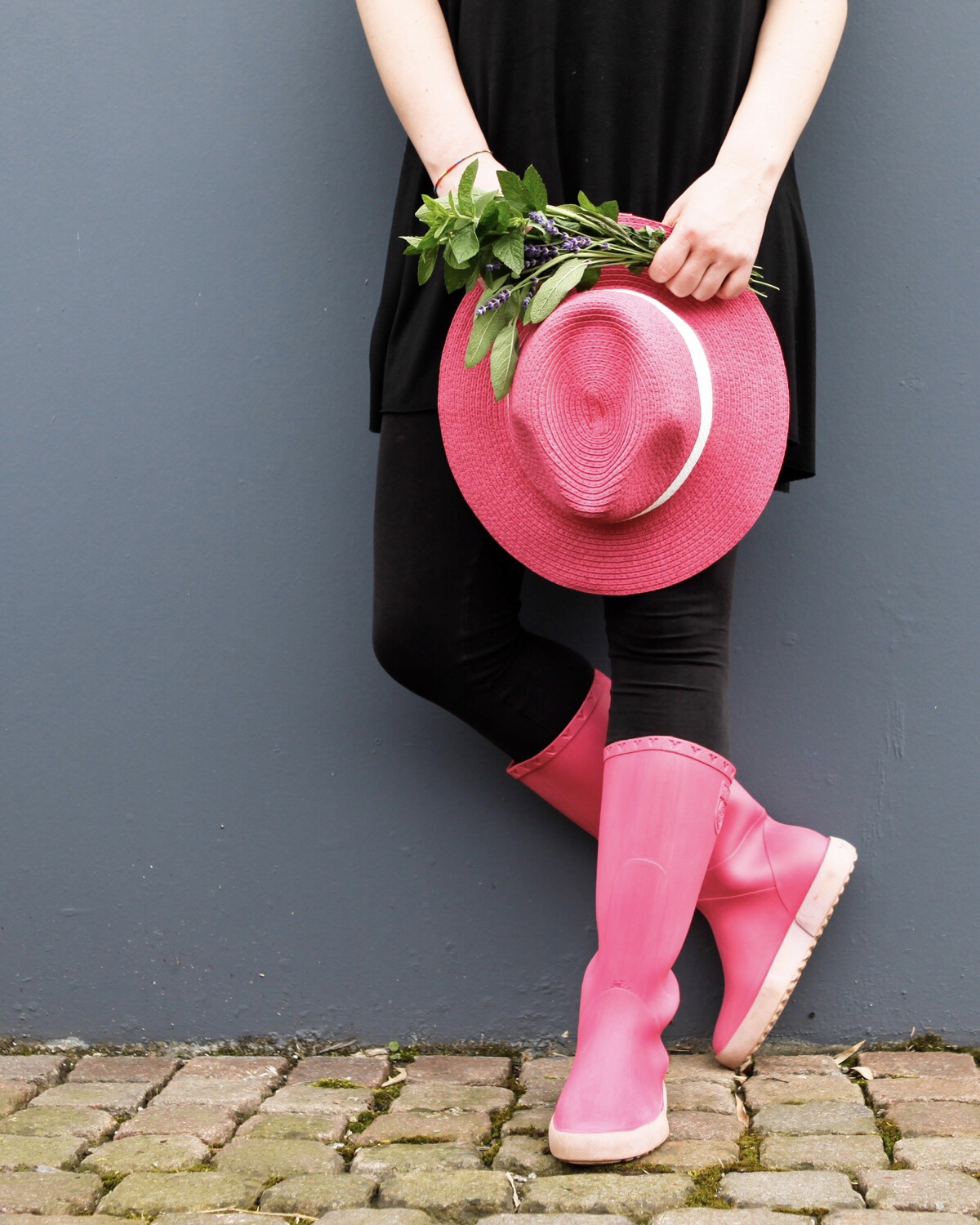 fleur-mineral-paint-penelope-s-pink-mineralfarbe-rosa image 3