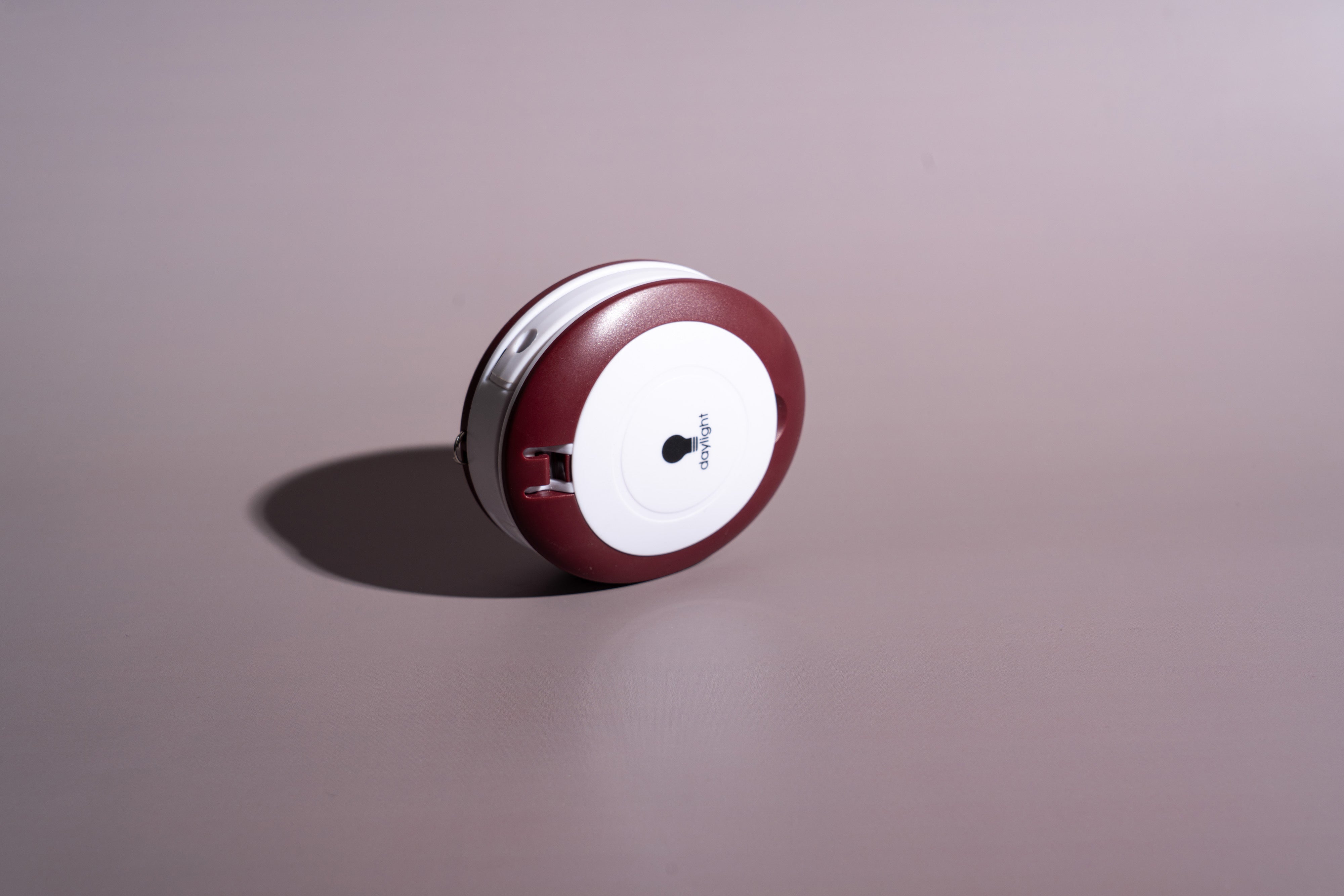 daylight-magnifiers-yoyo-taschenlupe-wei-3x-batterie image 3