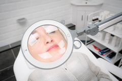 daylight-iq-standlupe-mit-bodenstativ-tageslicht-led image 4