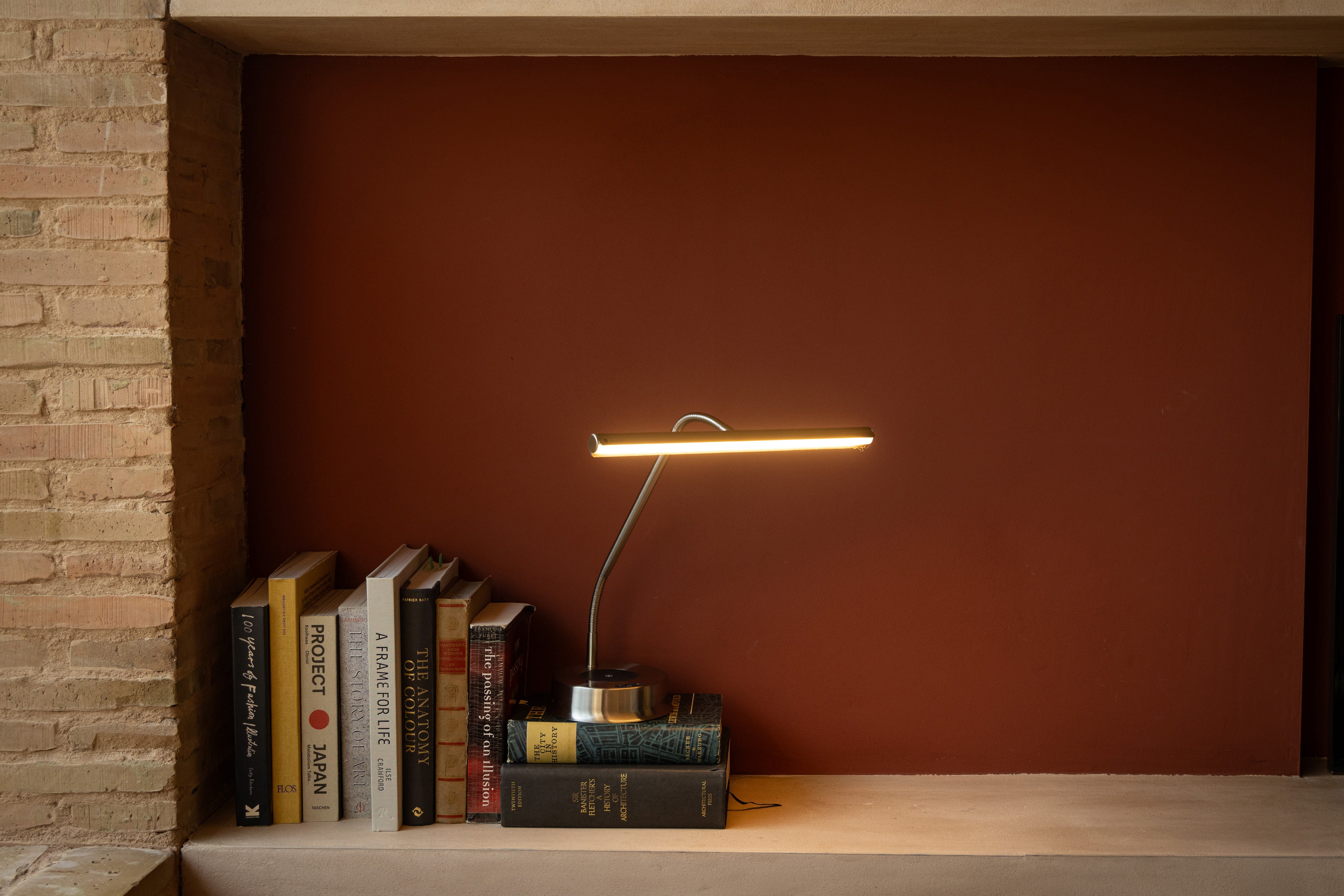 daylight-libra-schreibtischlampe-led-mit-ladefunktion image 4