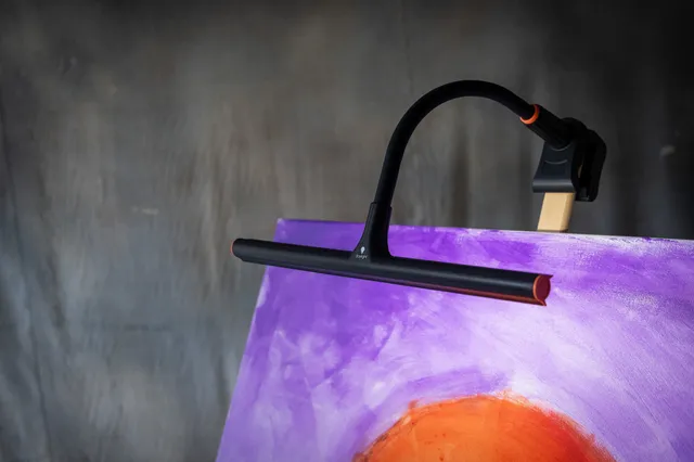 daylight-easel-lamp-go-staffelei-lampe-akku image 1
